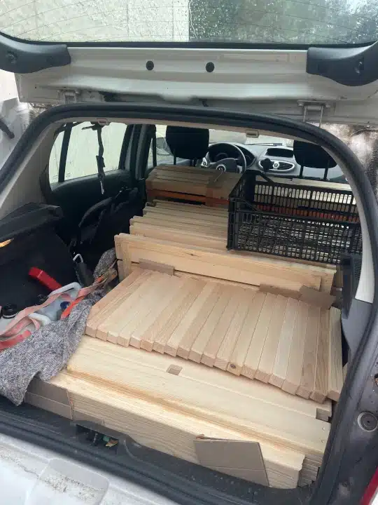 Livraison des bancs en kit