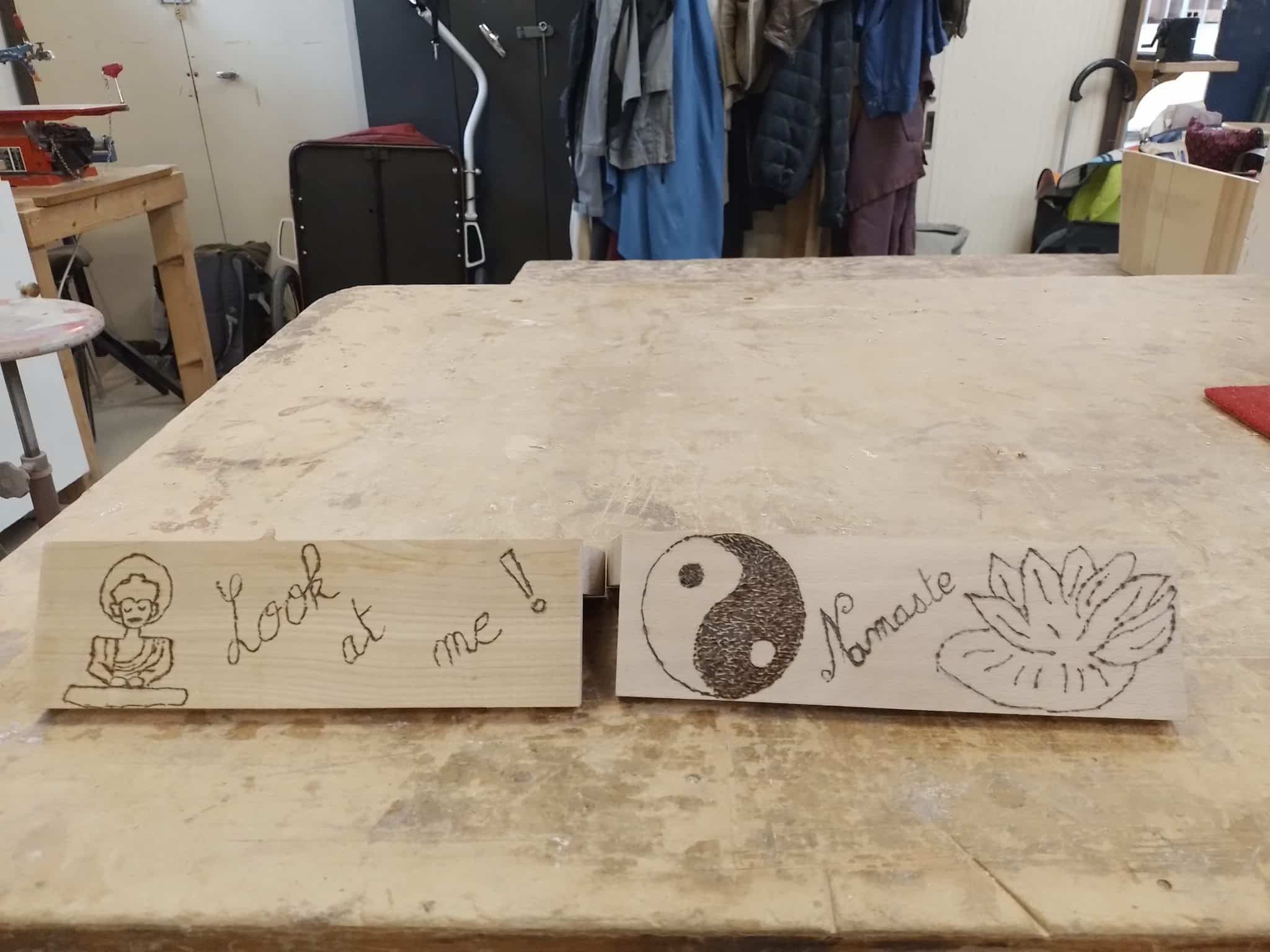 Les accoudi bois avant la finition